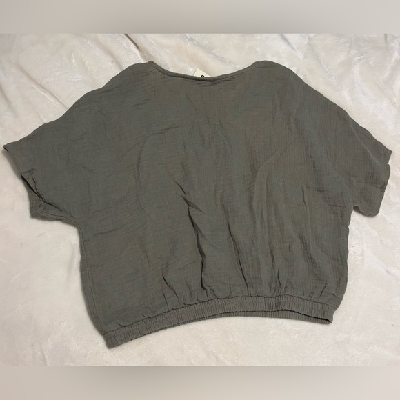 NWT | Crop Top - Picture 5 of 7